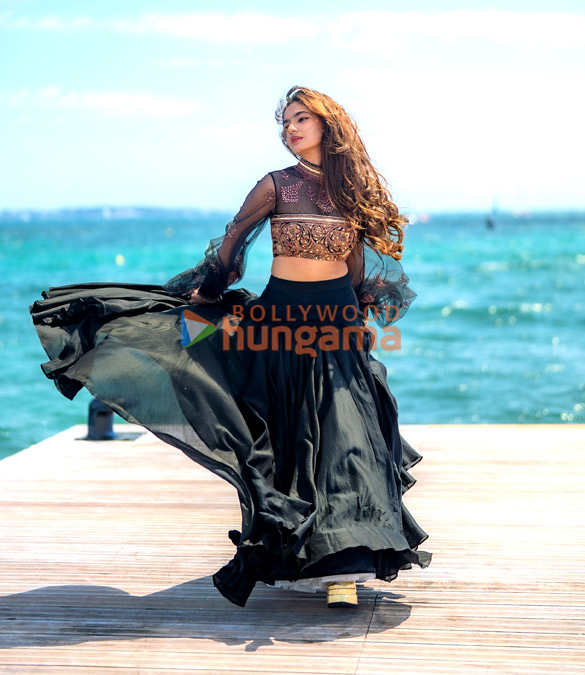 anushka sen 3 29