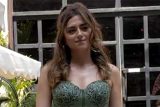 Beautiful! Ridhi Dogra poses for paps in a green outfit