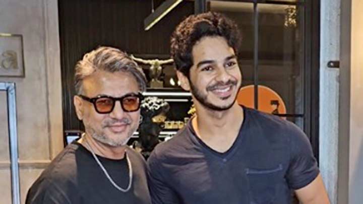 Black and blue combination can never go wrong! Ishaan Khatter