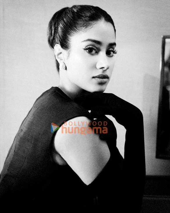 janhvi kapoor 7 100