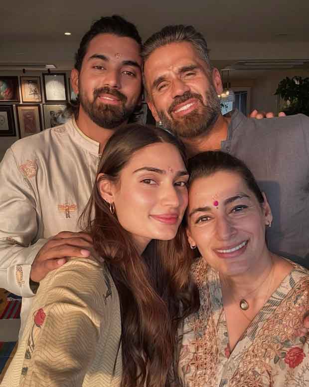 Suniel Shetty and Athiya Shetty praise KL Rahul as he creates IPL history with centuries for three franchises Suniel Shetty and Athiya Shetty praise KL Rahul as he creates IPL history with centuries for three franchises