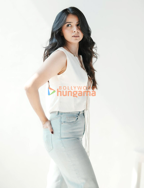 mahima makwana 2 17