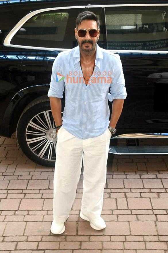 photos ajay devgn sharvari rohit shetty and others unveil the global campaign tik tik plastic 3 0 1