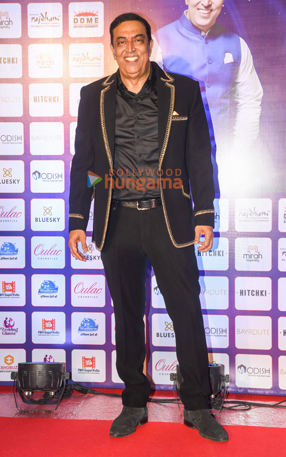 photos celebs grace vindu dara singhs birthday bash 6 5 6 2