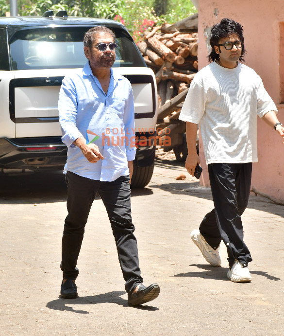 photos celebs snapped at the funeral of the late nirmala kapoor 14