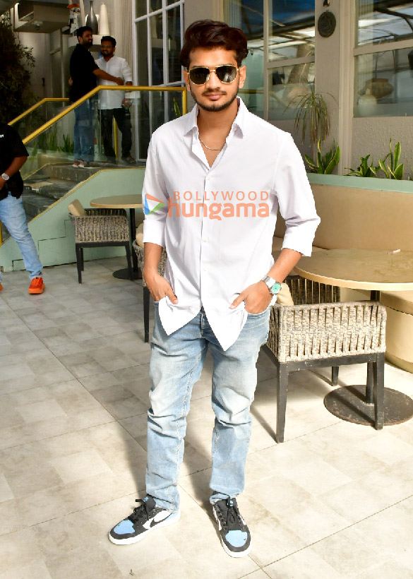 photos munawar faruqui snapped in andheri 4 3