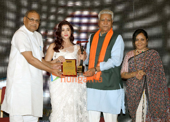 Photos: Nyra Banerjee, Anu Agarwal and others honoured at the 17th Newsmakers Achievers Awards Photos: Nyra Banerjee, Anu Agarwal and others honoured at the 17th Newsmakers Achievers Awards