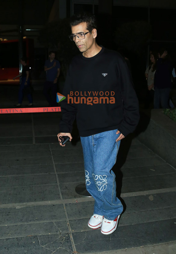 photos riteish deshmukh genelia deshmukh and karan johar snapped at bkc 2