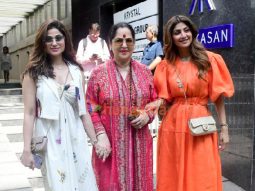 Photos: Shilpa Shetty snapped with family outside a restaurant in Bandra