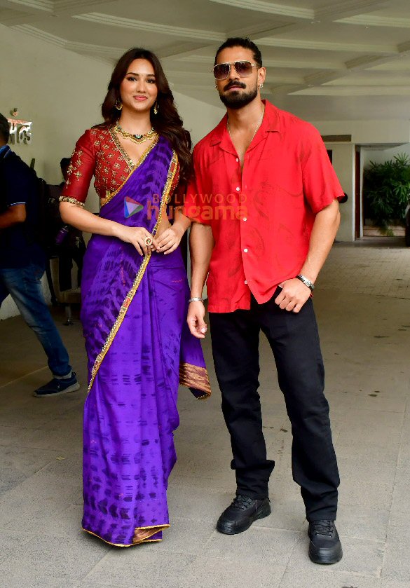 photos suniel shetty sooraj pancholi and aakanksha sharma snapped promoting kesari veer 2