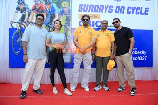 Photos: Suniel Shetty, Sooraj Pancholi, and Akanksha Sharma snapped promoting Kesari Veer at cycle marathon
