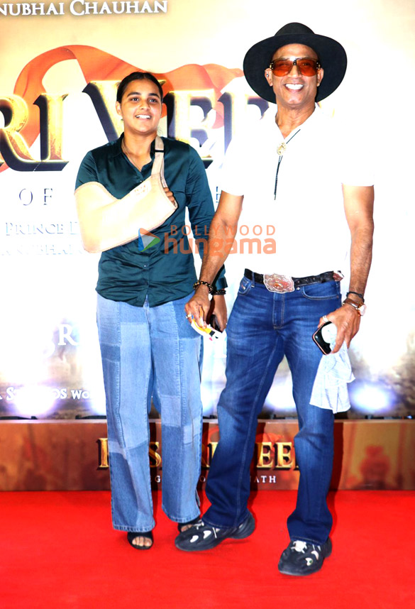 photos tiger shroff suniel shetty and others grace the special screening of kesari veer 6