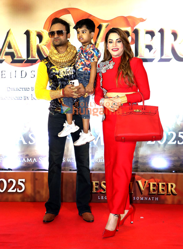 photos tiger shroff suniel shetty and others grace the special screening of kesari veer 9