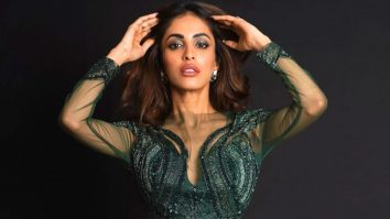 What’s In My Bag with Priya Banerjee | Fashion | Lifestyle | Bollywood Hungama