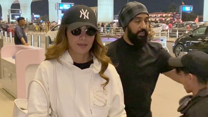 Vacay Shilpa Shetty, mode on! Shilpa Shetty gets clicked at the airport with family