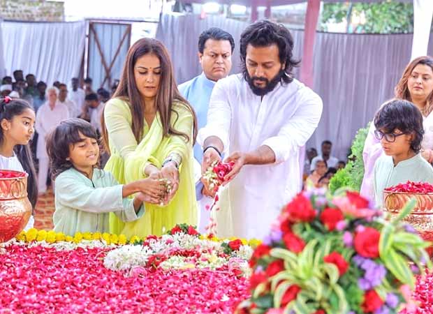 Riteish Deshmukh and Genelia Deshmukh pay emotional tribute to Vilasrao Deshmukh on his birth anniversary