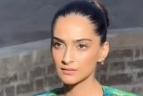 Sonam Kapoor being Sexy as ever!