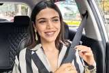 “Are we crossing Mannat? Let’s call SRK” Driving in Bandra with Shriya Pilgaonkar | Chhal Kapat