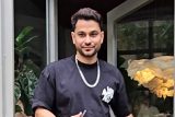 Kunal Kemmu & Disha Patani get clicked by paps in the city