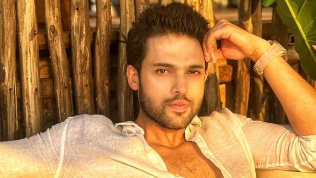 Parth Samthaan joins beach clean-up drive in Mumbai, see pics