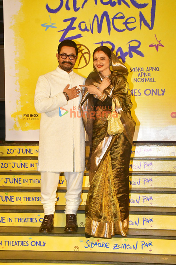 photos aamir khan tiger shroff and others grace the premiere of sitaare zameen par 1043 13