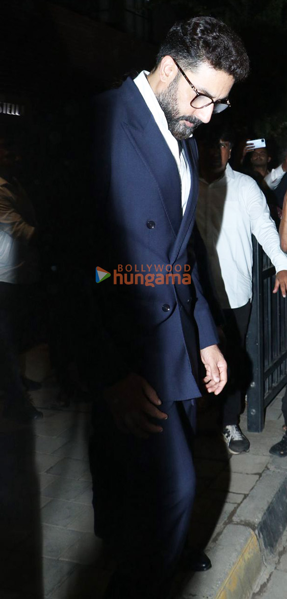 photos abhishek bachchan snapped in juhu 2