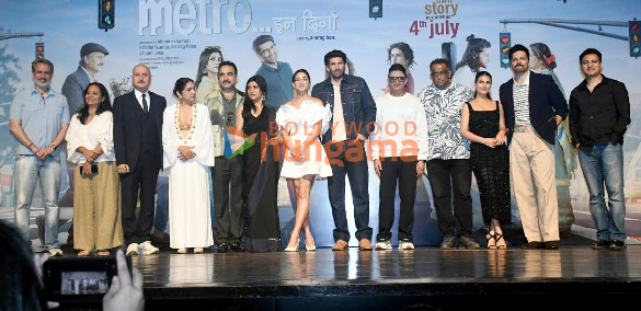 Photos: Aditya Roy Kapur, Sara Ali Khan, Anupam Kher, Fatima Sana Shaikh and others grace the trailer launch of Metro…In Dino Photos: Aditya Roy Kapur, Sara Ali Khan, Anupam Kher, Fatima Sana Shaikh and others grace the trailer launch of Metro…In Dino