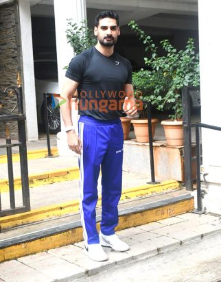 Photos: Ahan Shetty snapped outside a clinic in Khar