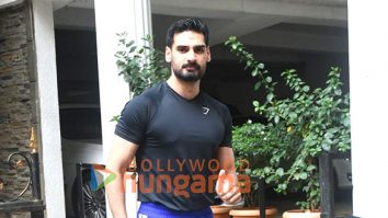 Photos: Ahan Shetty snapped outside a clinic in Khar