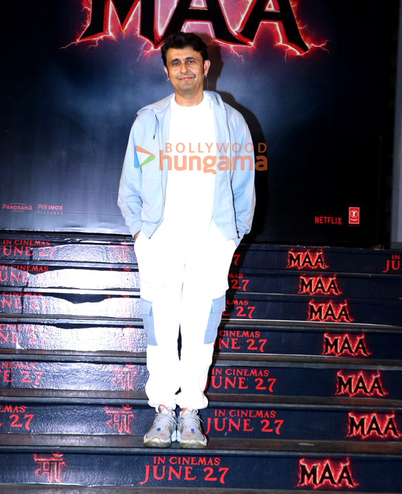 photos ajay devgn rohit shetty kajol and others grace the premiere of maa 9533 2