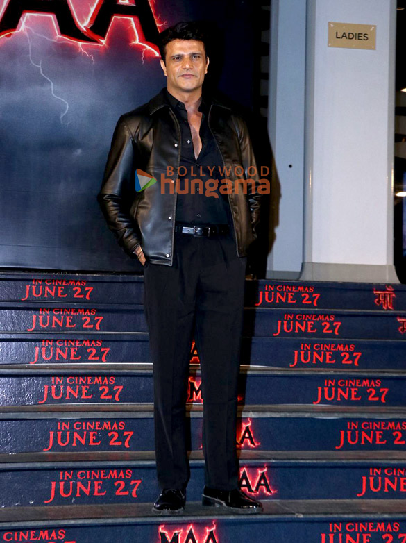 photos ajay devgn rohit shetty kajol and others grace the premiere of maa 959 3