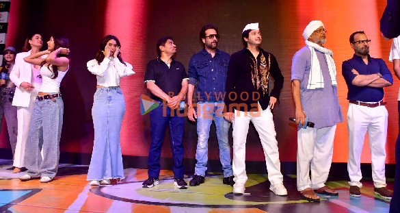 photos akshay kumar jacqueline fernandez sonam bajwa nana patekar and others snapped promoting their film housefull 5 in pune 13