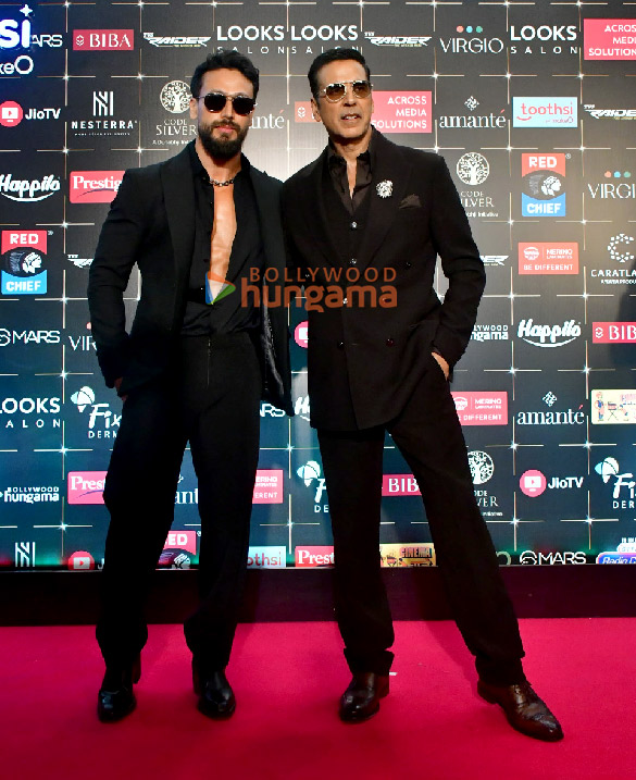 photos akshay kumar vidya balan tiger shroff sunny leone nushrratt bharuccha and others grace the red carpet at bollywood hungama style icons summit and awards 2025 1