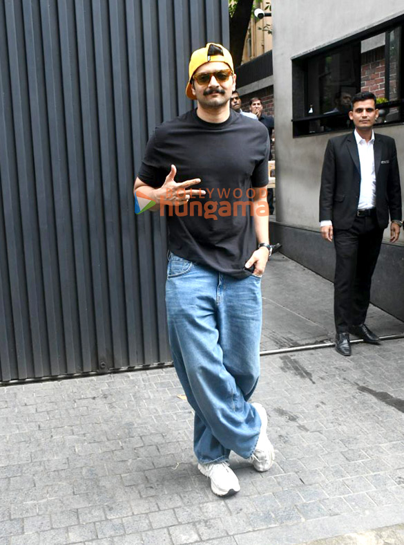 photos ali fazal and vijay varma snapped outside excel entertainments office in bandra 3