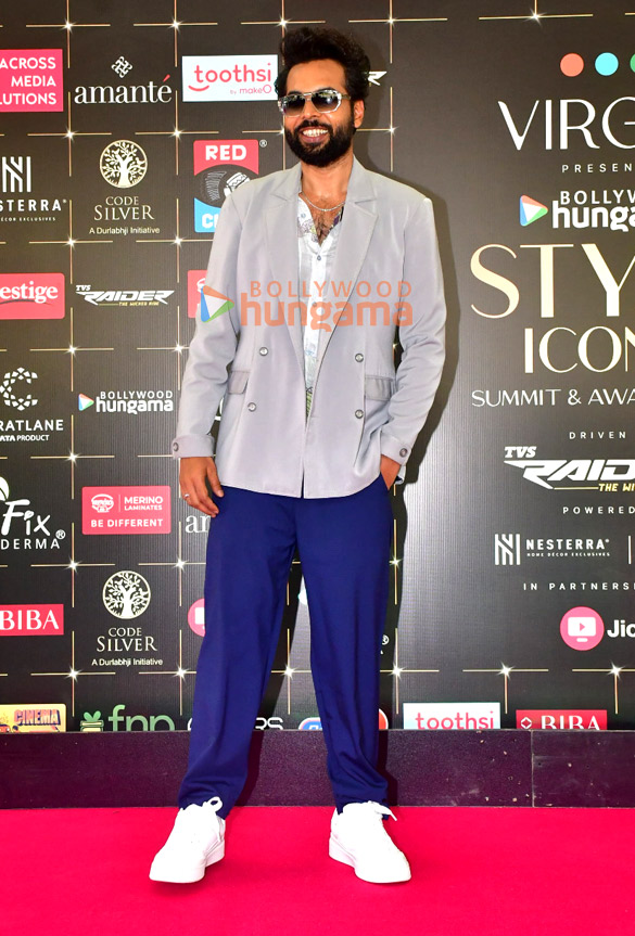 photos celebs grace the red carpet at bollywood hungama style icons summit and awards 2025 25 5