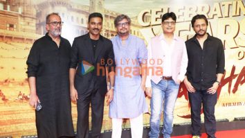 Photos: Kriti Sanon, Aanand. L. Rai, Dhanush and others grace the special screening of Raanjhanaa celebrating 12 years of its release
