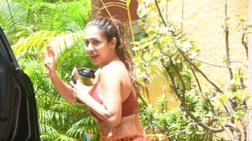 Photos: Malaika Arora snapped outside Diva Yoga in Bandra