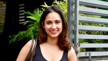 Photos: Pashmina Roshan snapped in Juhu