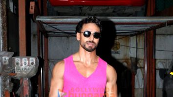 Photos: Tiger Shroff snapped in Andheri