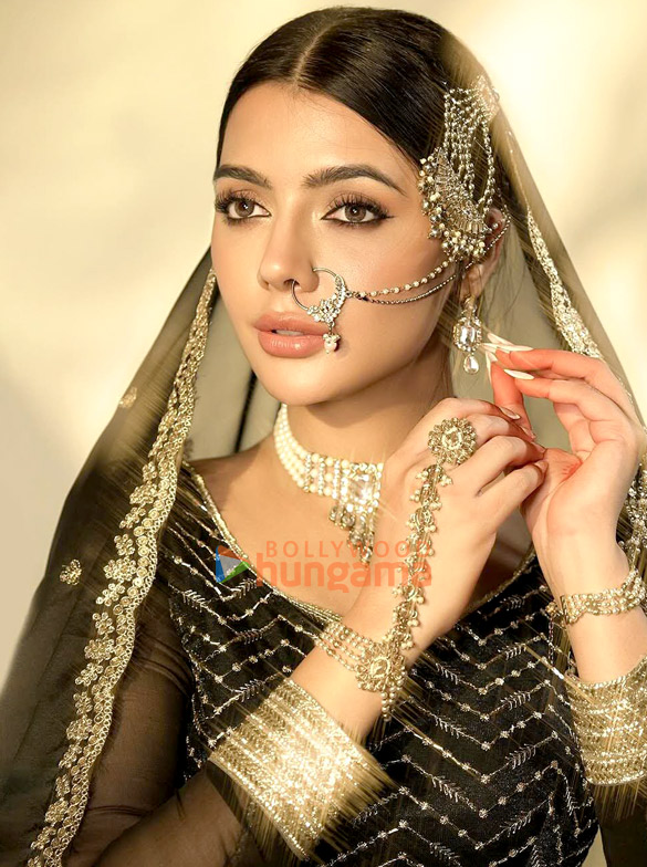ruhi singh 2 157