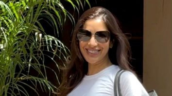 Sophie Choudry’s fun banter with paps as she gets clicked