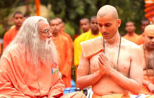 ajey the untold story of a yogi 3 2