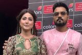 Galamorous Hina Khan pose with husband Rocky Jaiswal