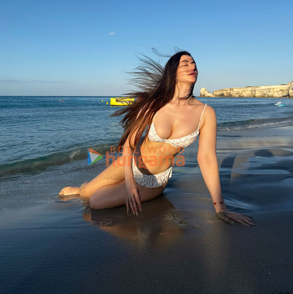 giorgia andriani 9 3