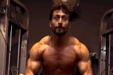 Just Tiger Shroff flexing his body