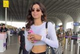 Khushi Kapoor in basics spotted at the airport