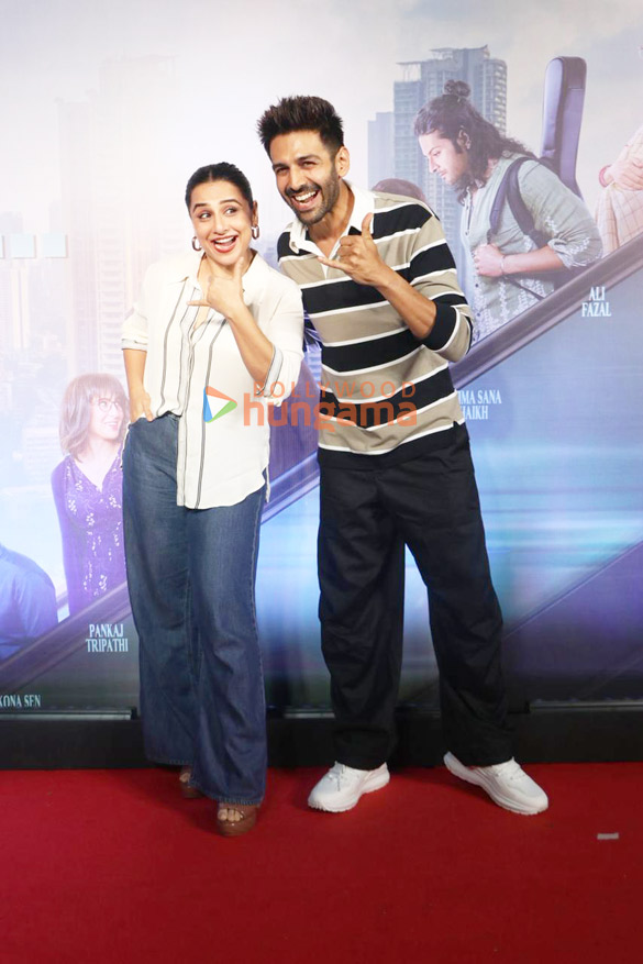 photos aditya roy kapur fatima sana shaikh and others grace the premiere of metro in dino 1145 13