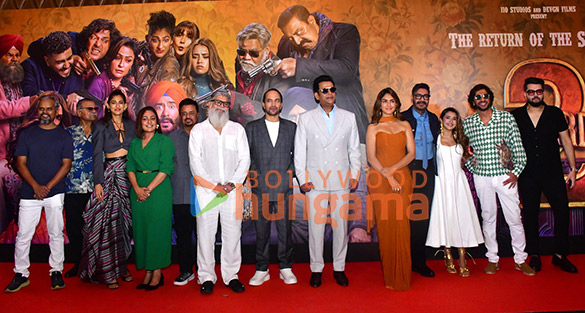 photos ajay devgn mrunal thakur ravi kishan and others grace the trailer launch of son of sardaar 2 252 8