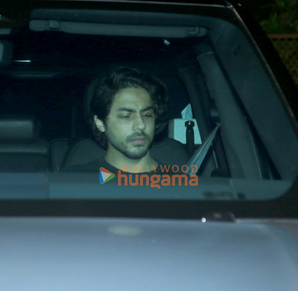 photos aryan khan snapped at a dubbing studio in bandra 3