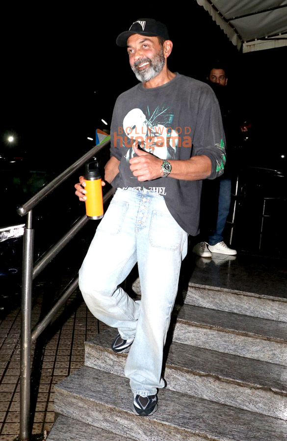 Photos: Bobby Deol spotted with son at Juhu PVR Photos: Bobby Deol spotted with son at Juhu PVR